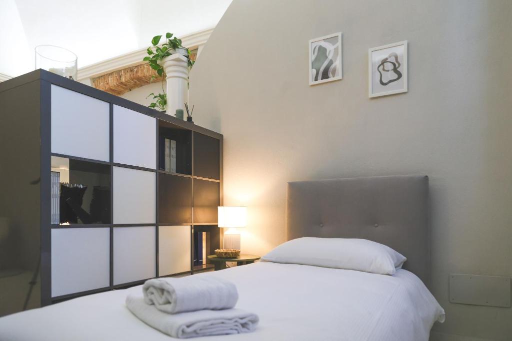 Mindful Atelier Como - Old Town B&B - 3