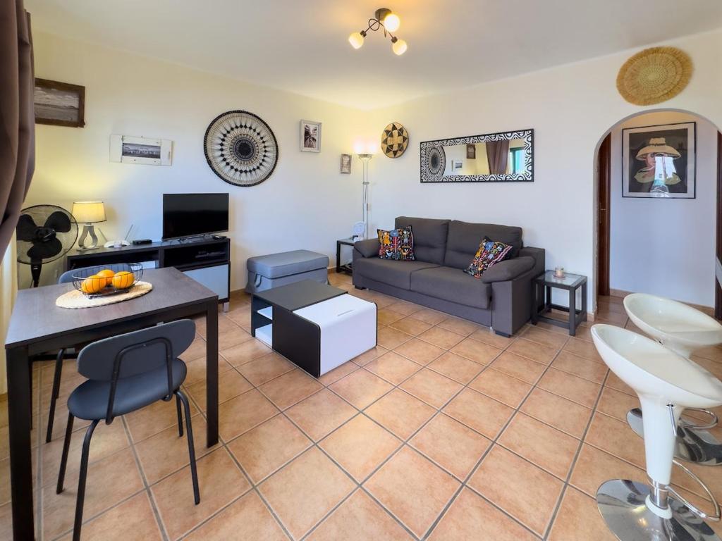 Playa Park 17, charming one bed bungalow - 3