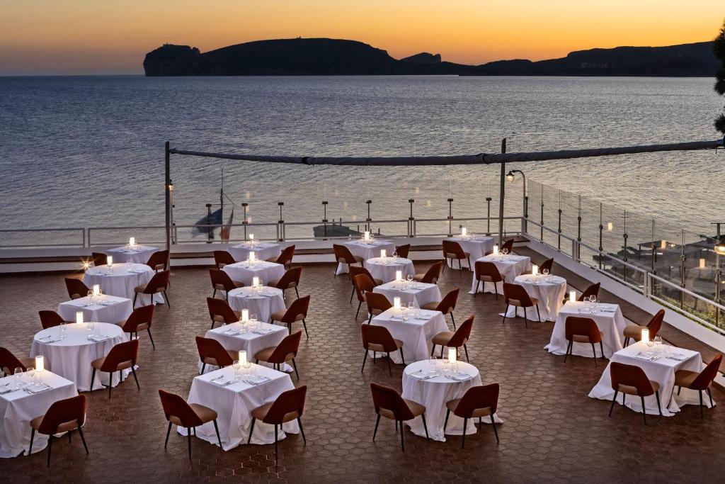 Restaurant, El Faro Hotel & Spa in Alghero
