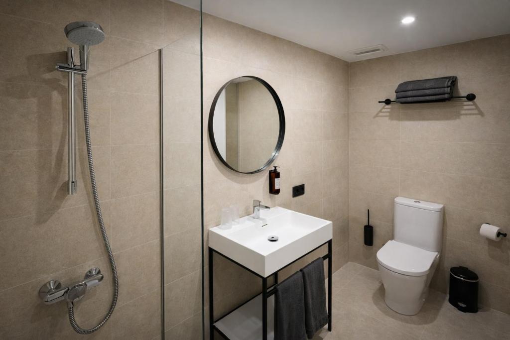 Apartamentos Vistasol — Hotel rooms in Magaluf, Balearic Islands