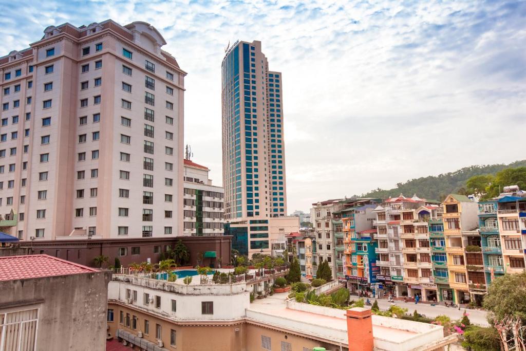 Khách Sạn Alex Hạ Long