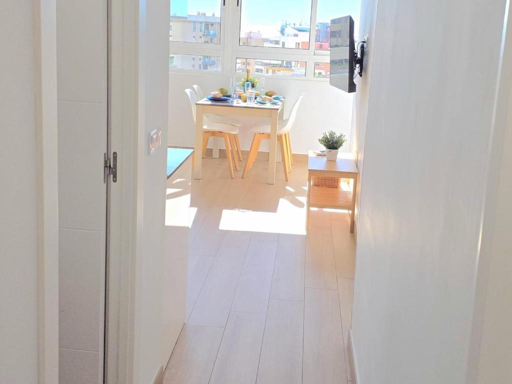 Salome Nogalera Sea View apartment 2 Bedroom City center walking distance to the beach and train station by NAMASTE ELITE - 5