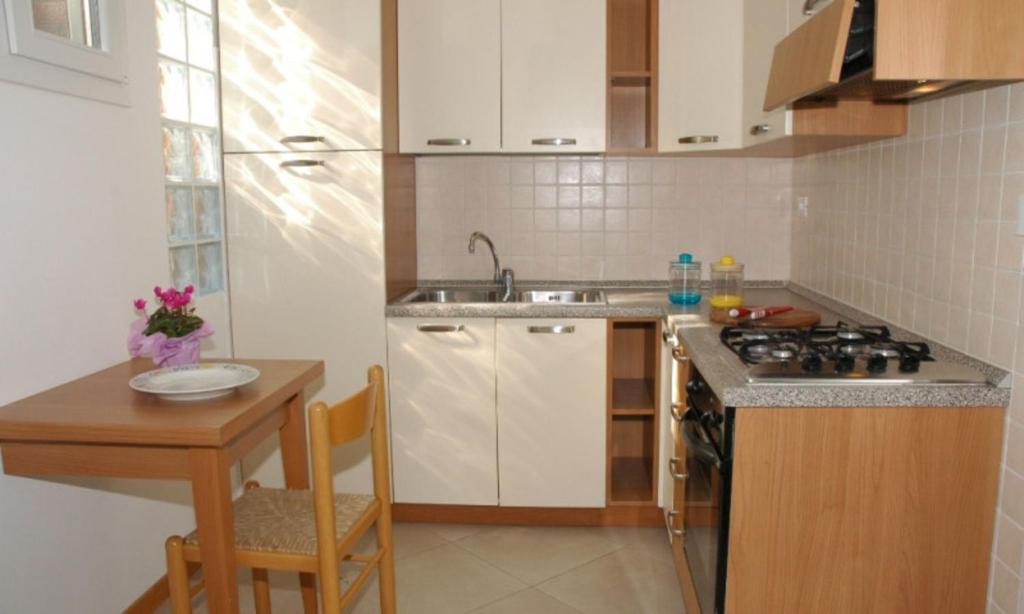 Comfy retreat 500mt from the sea - 4