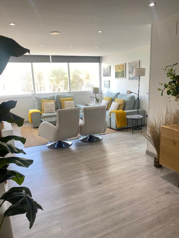 Homely Home Marbel Center Vistas Al Mar - 1
