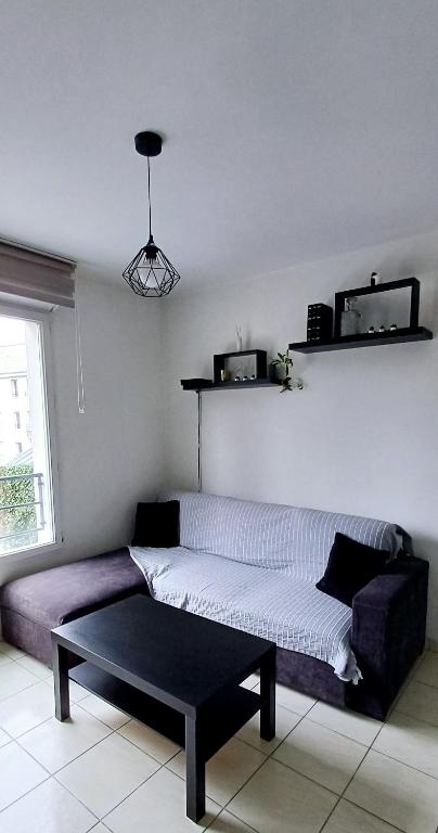 Quiet apartment in Nantes city center with Secure parking - 2