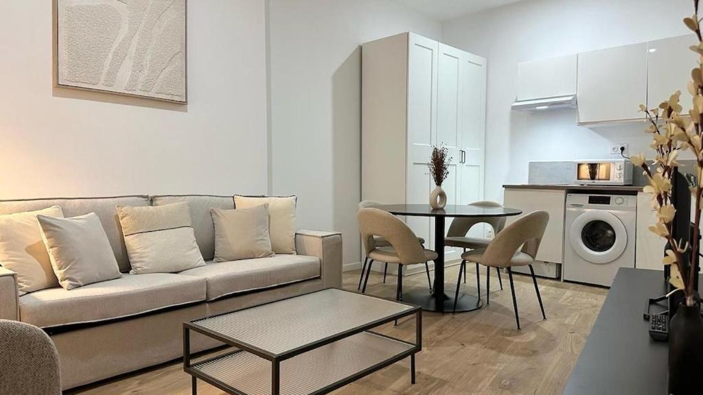 76 St Pierre - 1 Bedroom - Vaise - 2