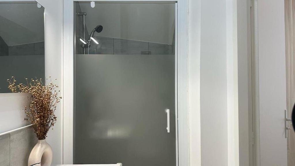 76 St Pierre - 1 Bedroom - Vaise - 3
