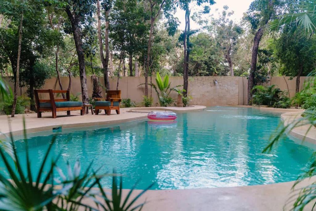 3BR Jungle Escape with luxe plunge Pool- Holistika - 3