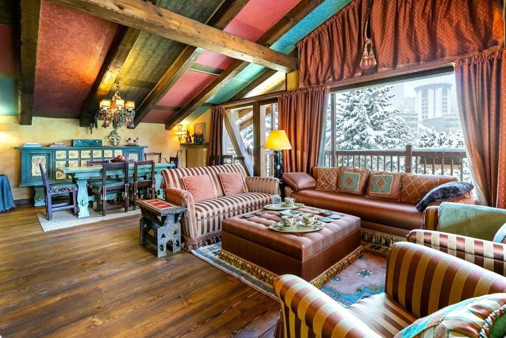 Hostdomus - Imperial Chalet 1 - 1