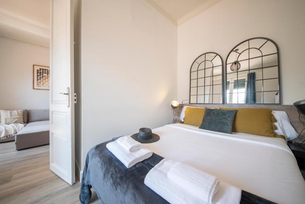You Stylish Eixample Apartments - 3