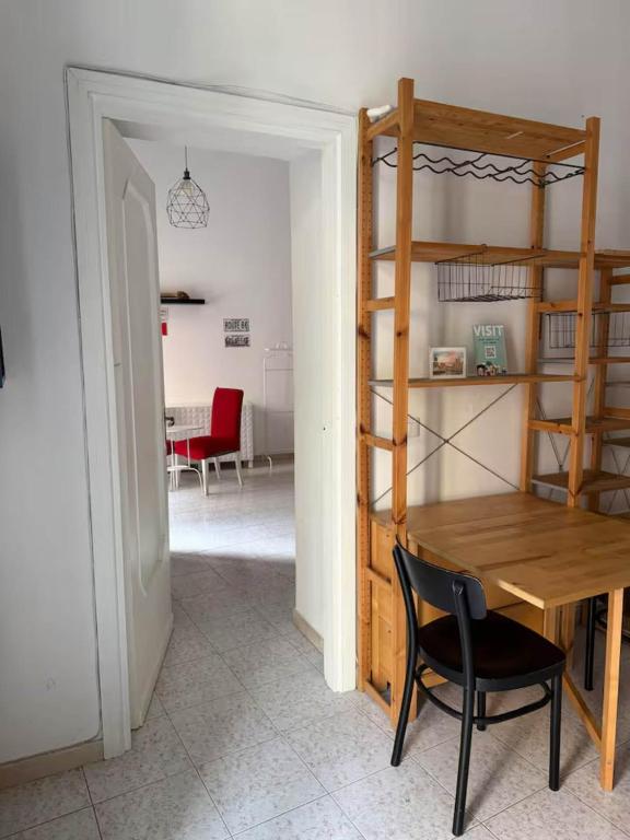 Noble Square Apartment - 3