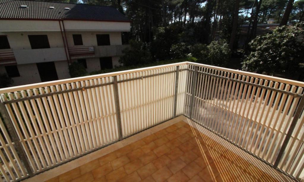 Seaside flat with shared pool - 1