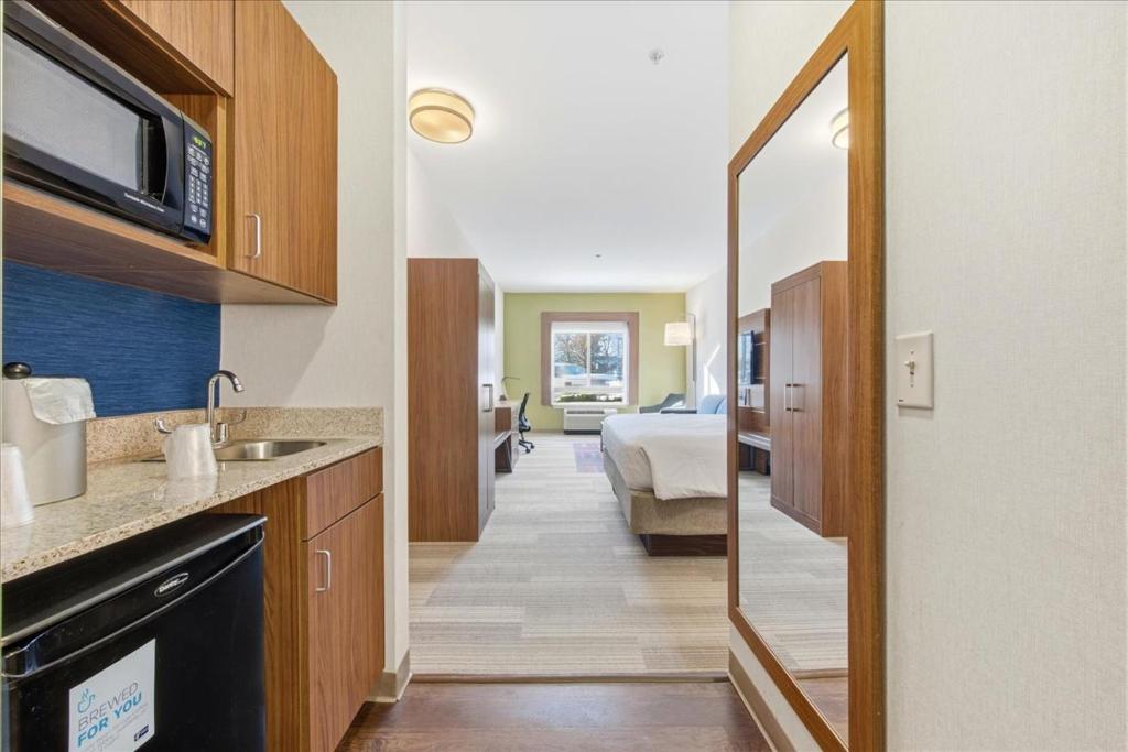 홀리데이 인 익스프레스