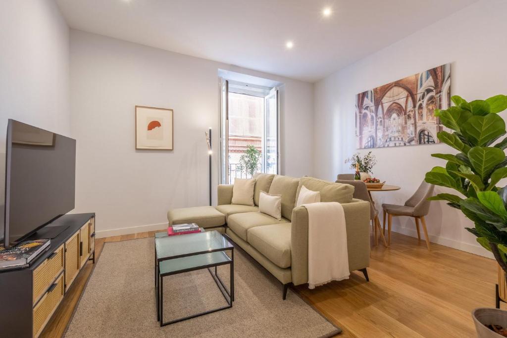 Charming Apartment in the Heart of Las Letras - 1