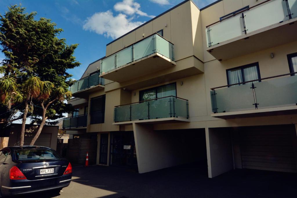 Beach Life Apartments photo