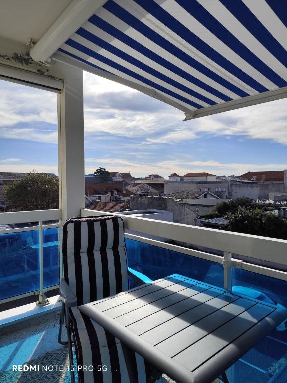 Charmant studio 22m très calme balcon parking - 3