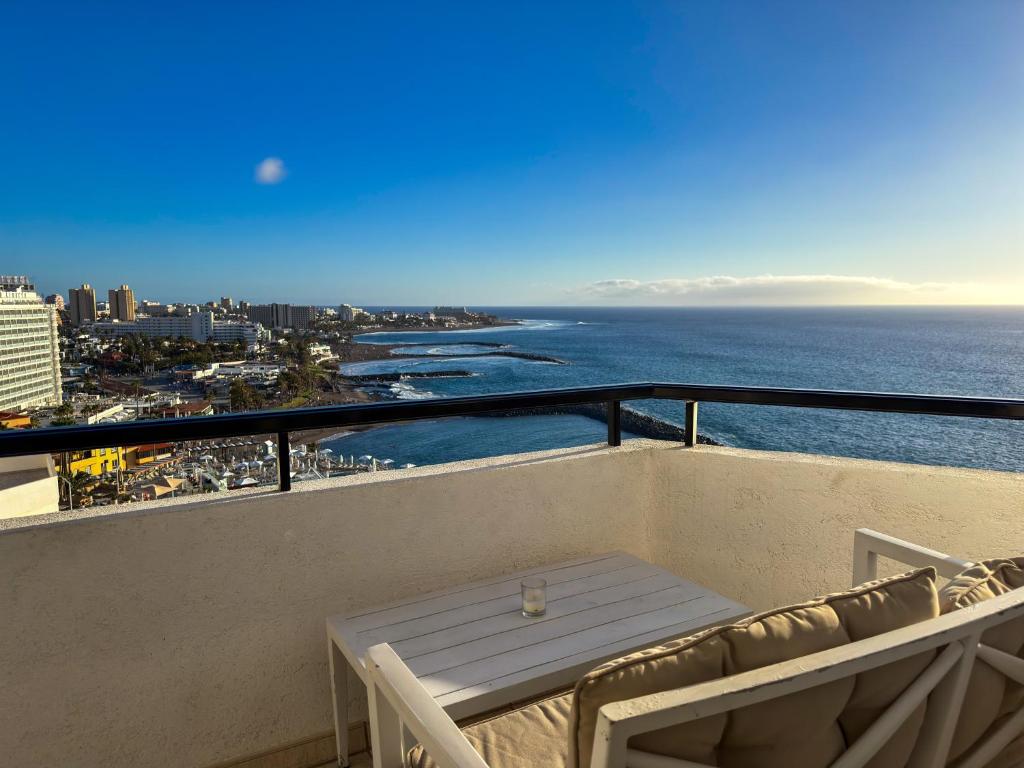 Club Villamar Exclusive Beachfront Penthouse - 1
