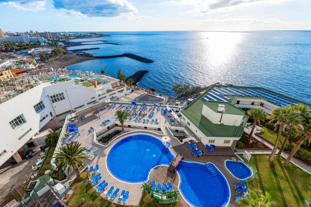 Club Villamar Exclusive Beachfront Penthouse - 4