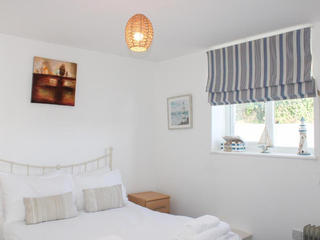 Gilly's Cottage, Hope Cove - photo 2