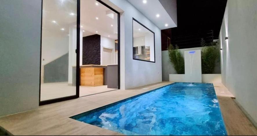 Villa con Piscina Privada para 8 Personas Salinas - 1