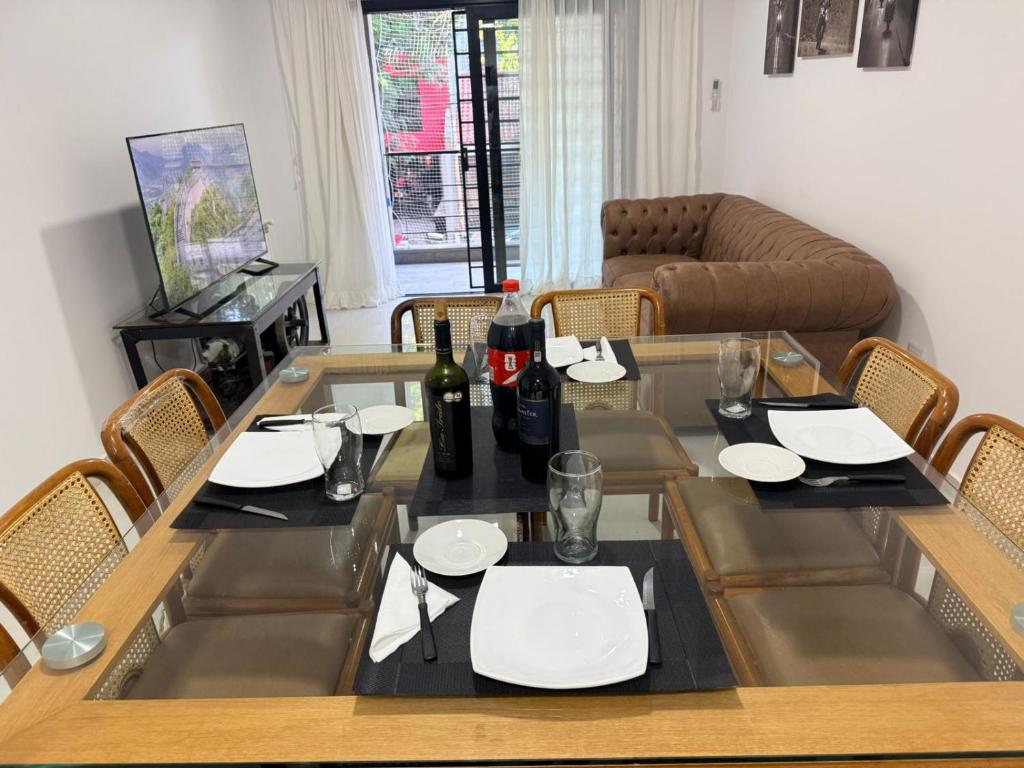 Monte Grande Family Stay - Balcón y parilla - 4