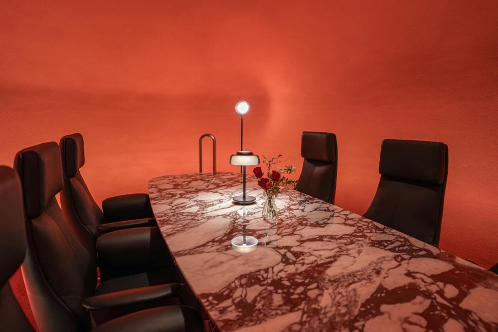 Pub/Lounge