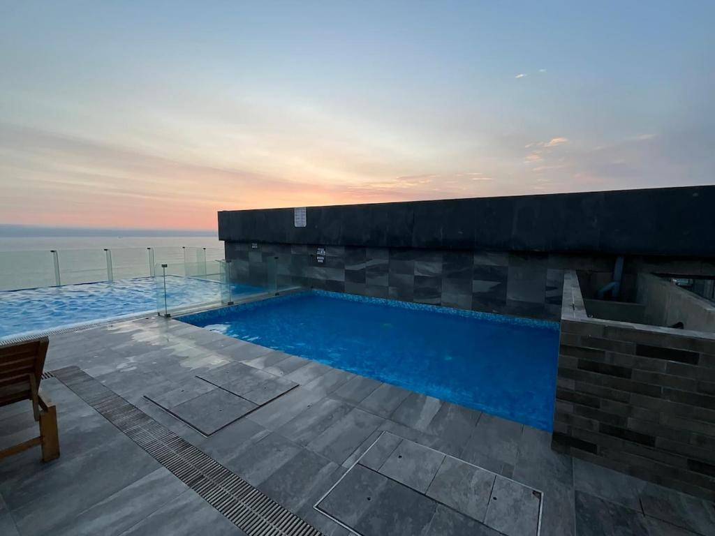 Oceanfront apartment, Pool, Gym, Sauna, Arcade - 2