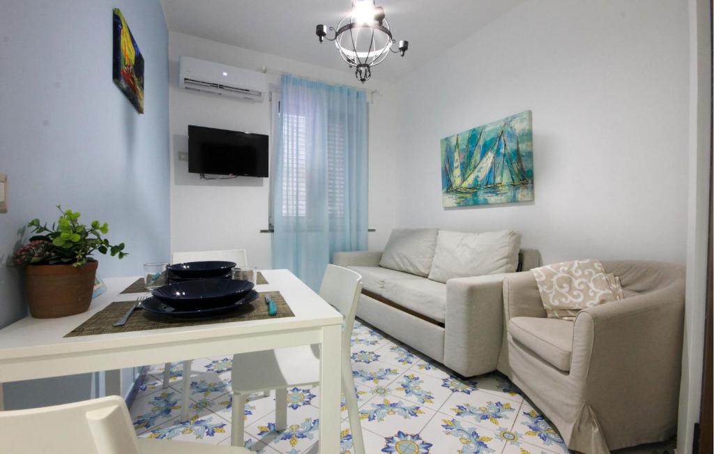 Gorgeous Apartment In Vico Equense With Wifi - 3