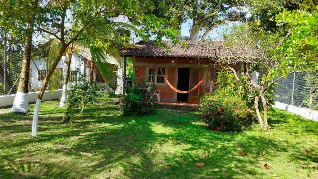 Cabaña en Necoclí BBQ Jardín Playa 5 min con AC 560 m2 - 4