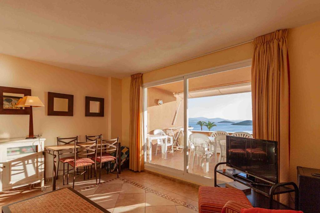 Inmovecos amplio y con vistas al mar Soling 103 - 3