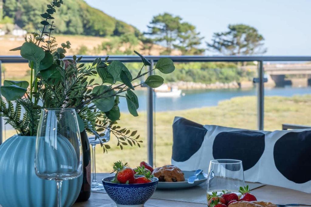River View - Prime River Front Location photo 5