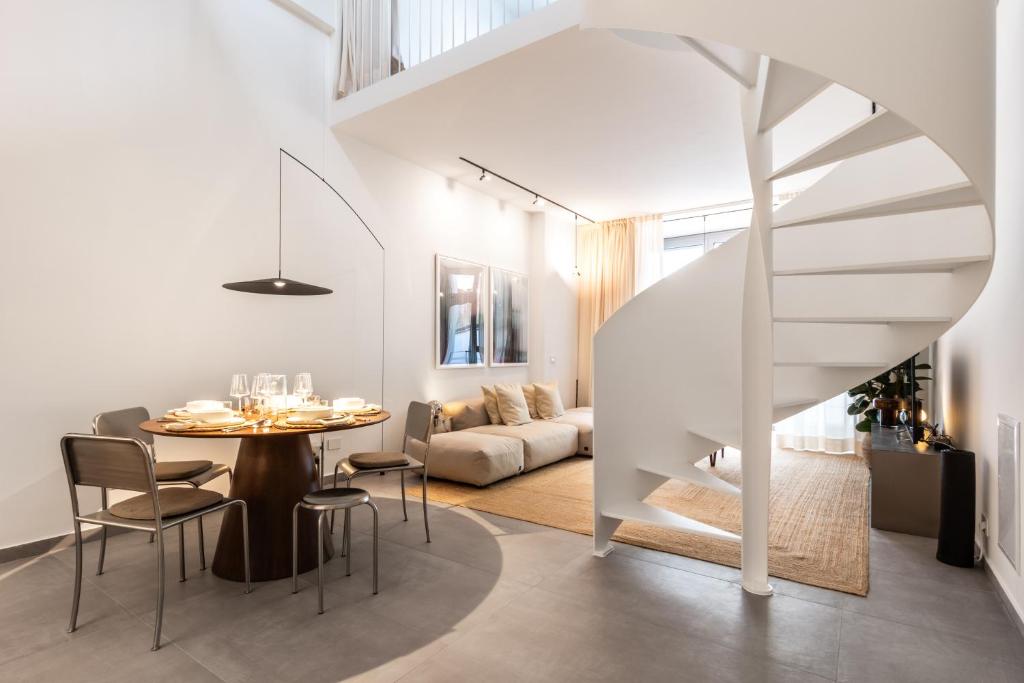 Nestco The Townhouse Jenner - 3
