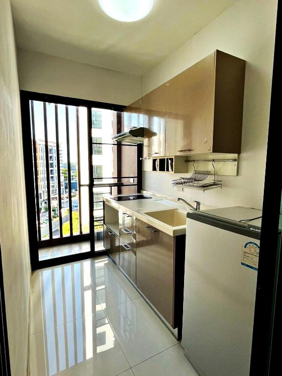 ホテル O エカンシュ パレス (V-twin Condo Donjan)