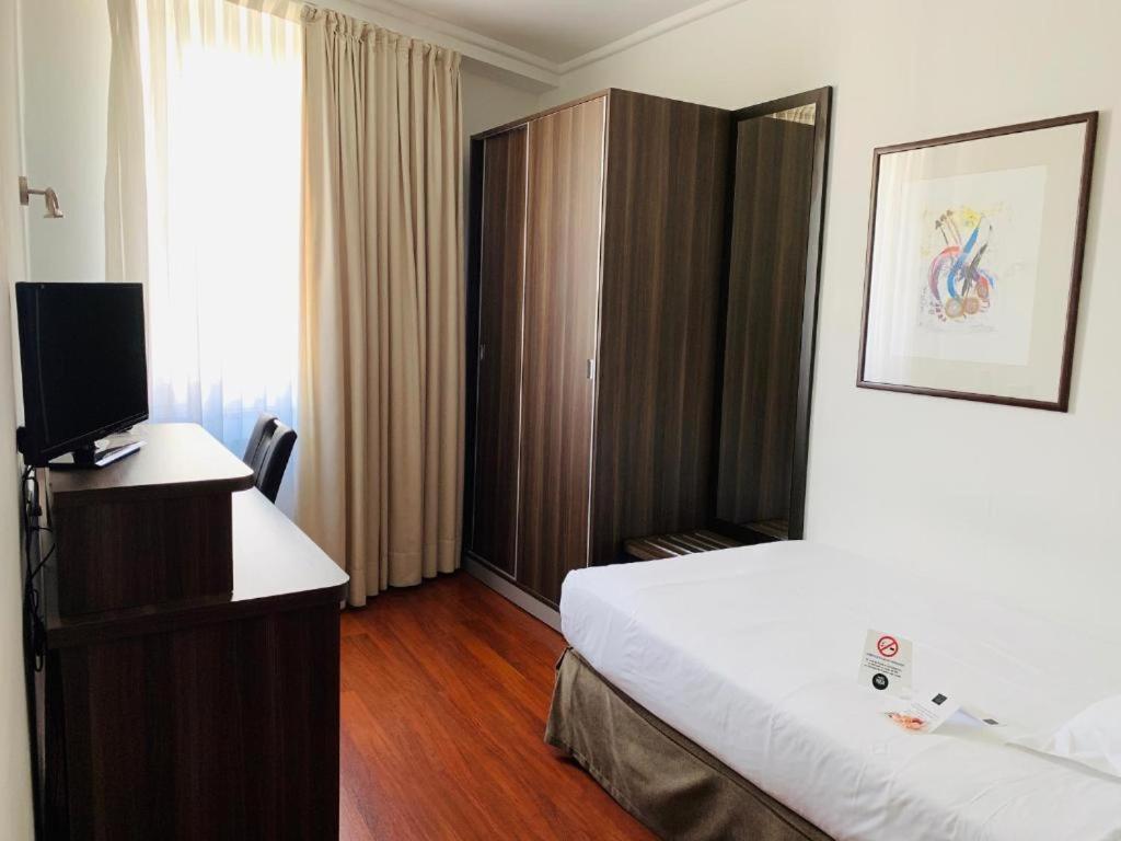 Hotel Yoldi - 2