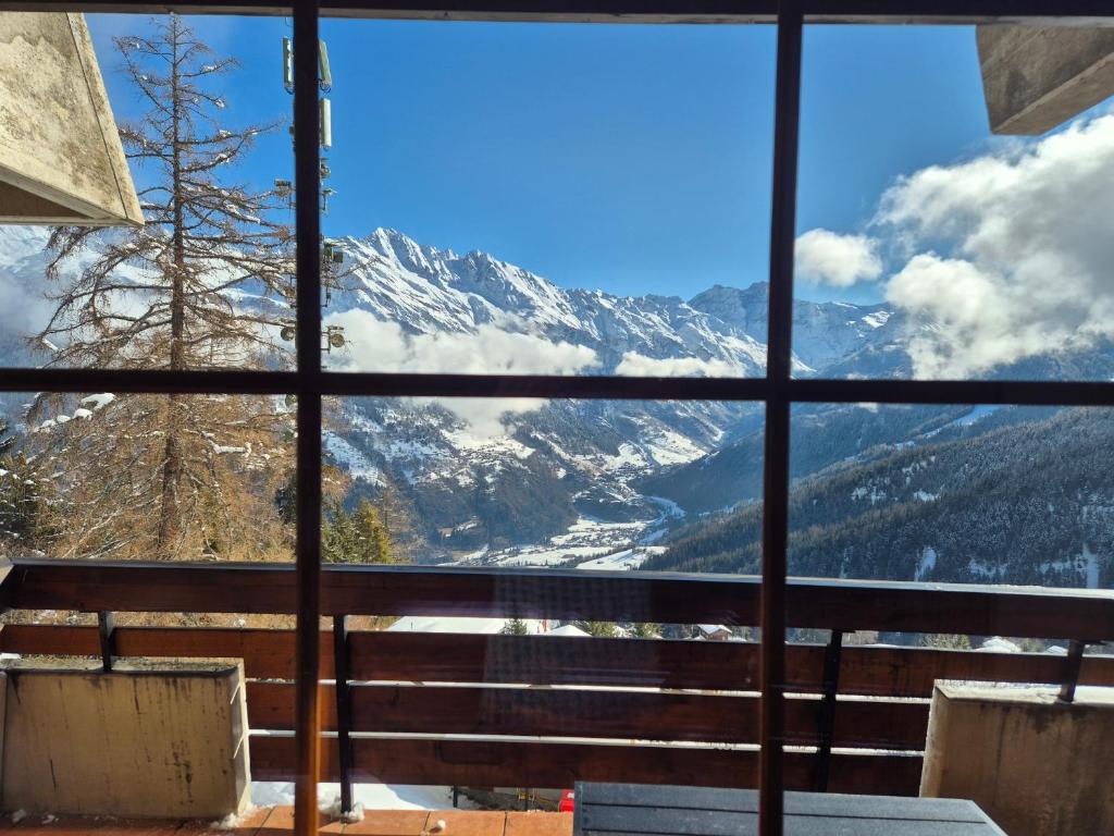 Winter Ski with stunning view - 3