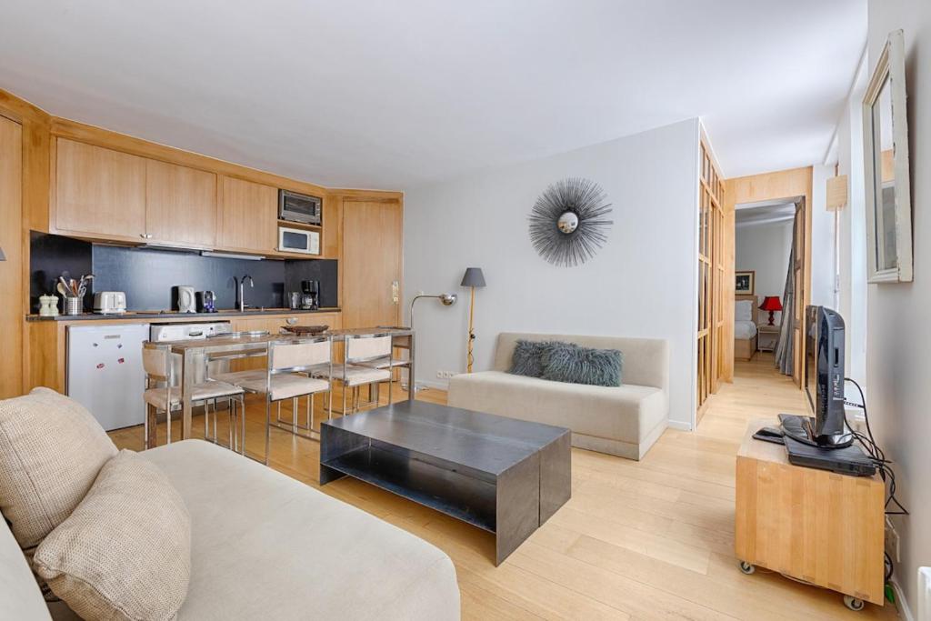 Luxury Apartment Saint Honore Champs Elysees - 1