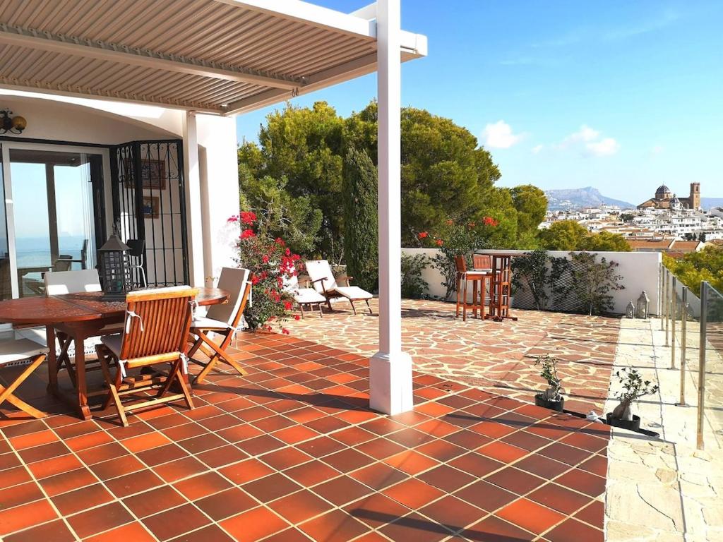 Great sea views terrace at this house in Altea - 2