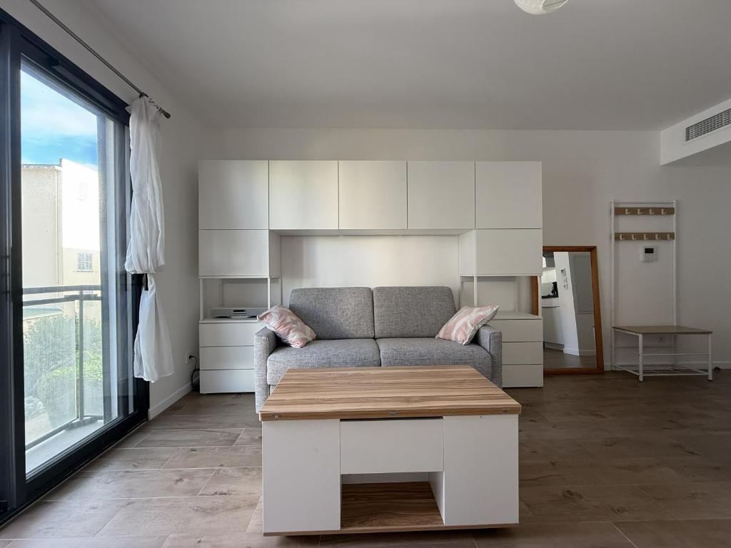 Villa Alexandra, Juan std avec Clim, parking - 5