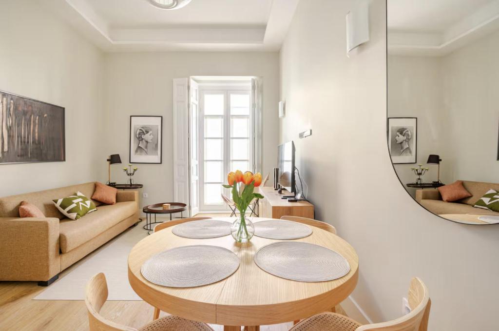 Naranja - Beautiful two Bedroom Apartment in the Old Town - 1