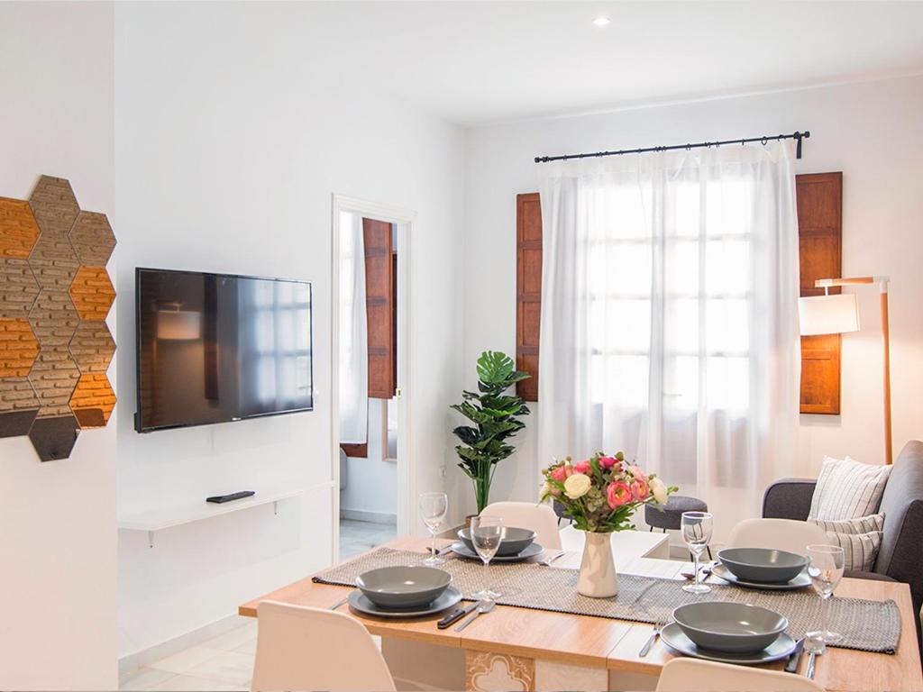 Riverside Triana Apartment - 4