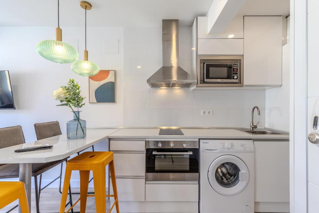 Bright and Fantastic Studio - Apartment Puerta Toledo C - 4