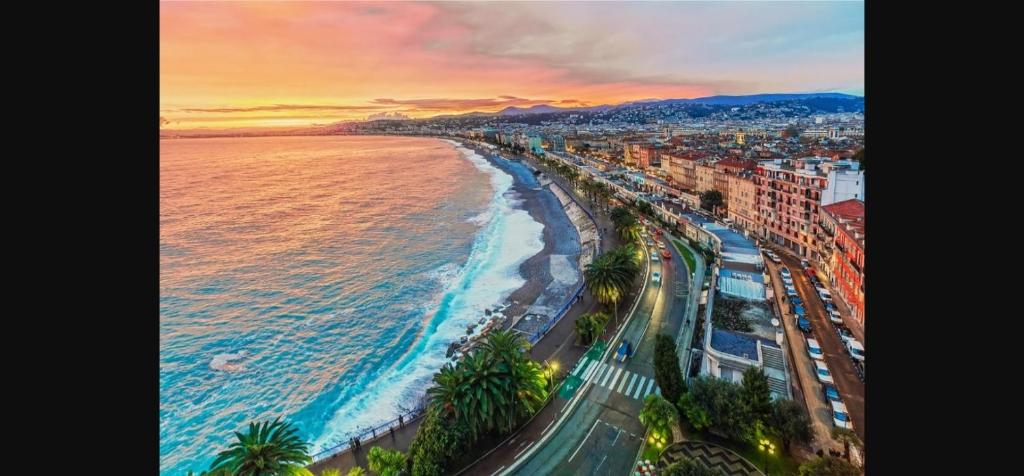Grand T1 proche Promenade des Anglais - 2