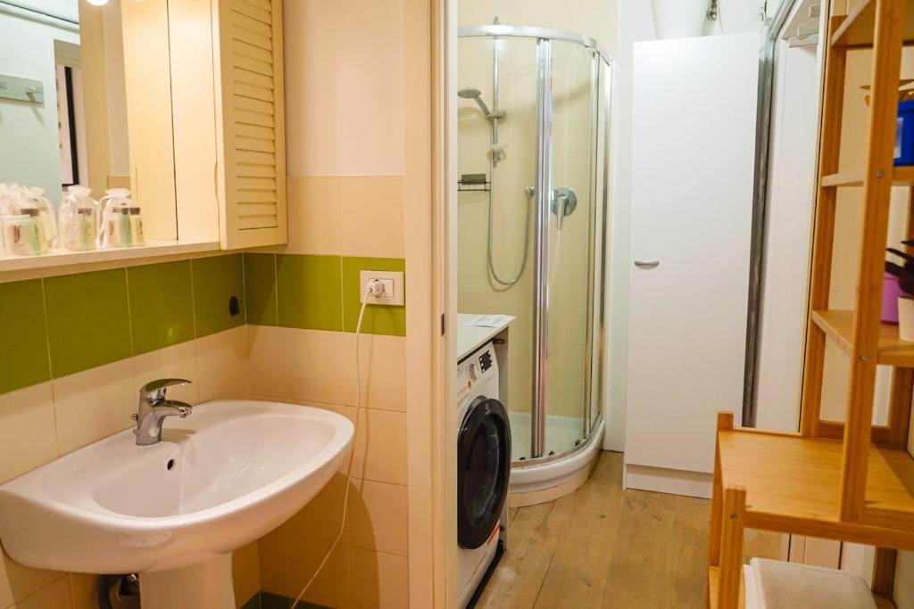 Studio Apartment Sant'Orsola Hospital - 4