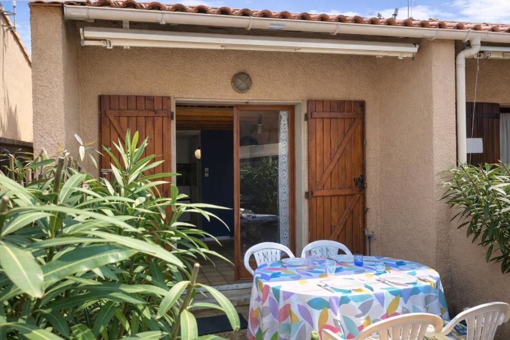 Charming family home in Leucate - 1