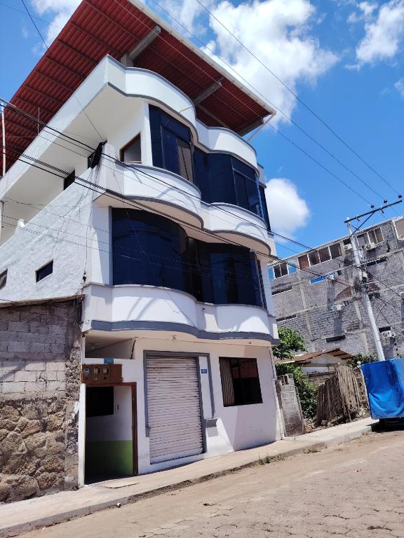 Misha Home - 3