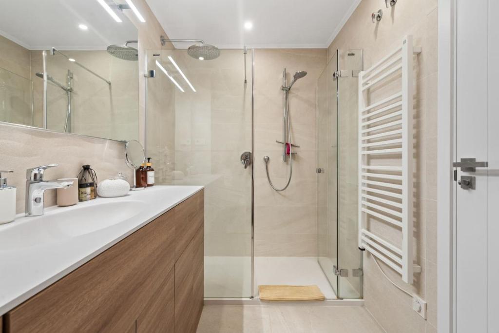 Estepona Apartment at Sunset Golf - Pool And Parking - 5