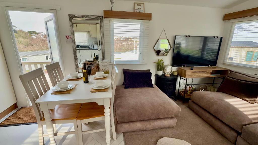 Hoburne Devon Bay Holiday Home, Paignton photo 4