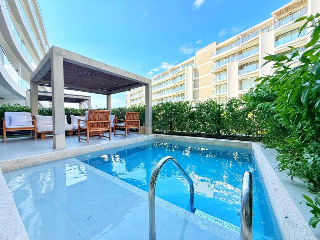Beachfront 2BR Private Pool - Morros Kai - 4