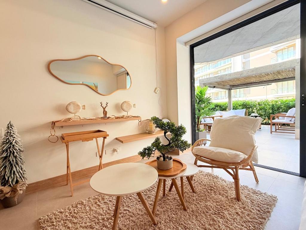 Beachfront 2BR Private Pool - Morros Kai - 5