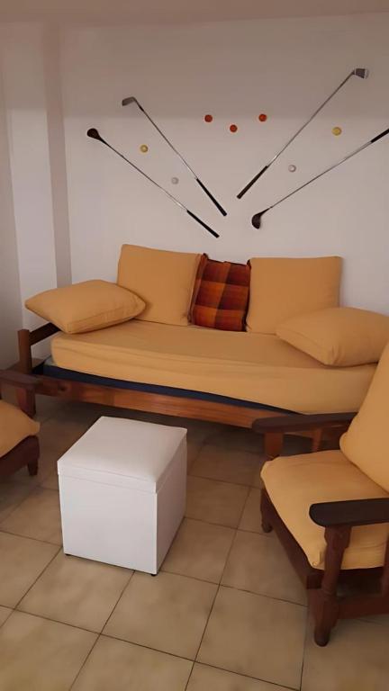 Departamento a 3 Cuadras del Mar con comodidades para hasta 8 personas Cochera Aire Acondicionado en todo el Departamento WiFi de alta velocidad - 1